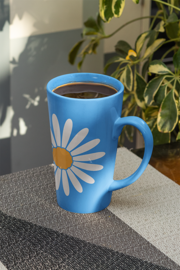 White Daisy Print in Mug